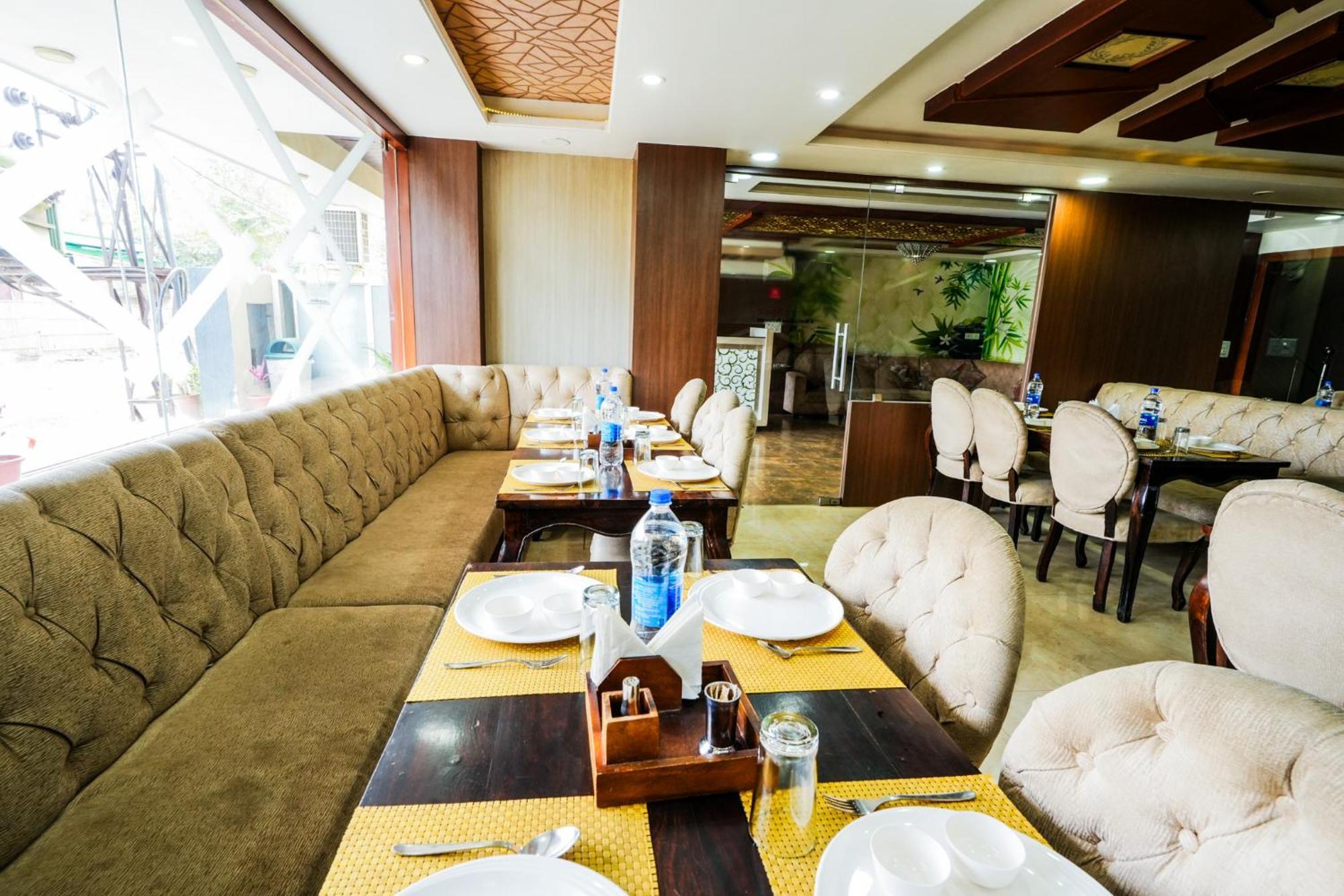 Hotel Olive Greens Near Jaipur International Airport Esterno foto