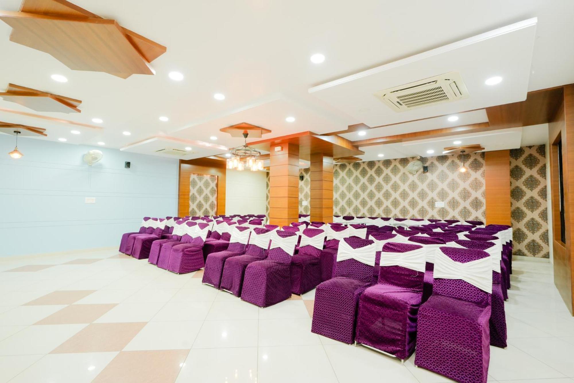 Hotel Olive Greens Near Jaipur International Airport Esterno foto