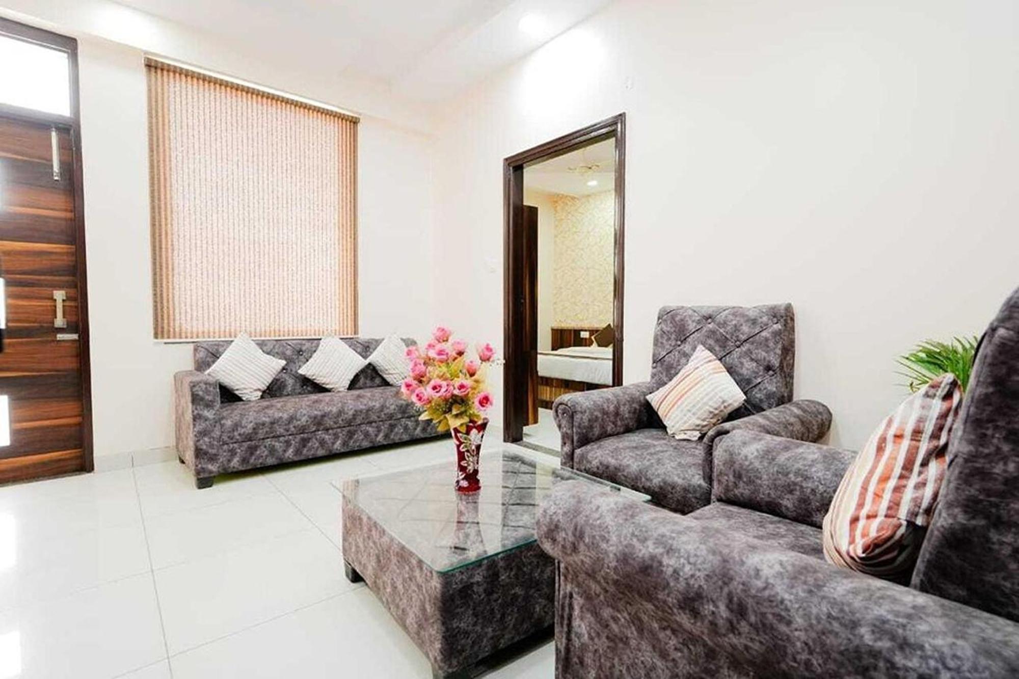 Hotel Olive Greens Near Jaipur International Airport Esterno foto