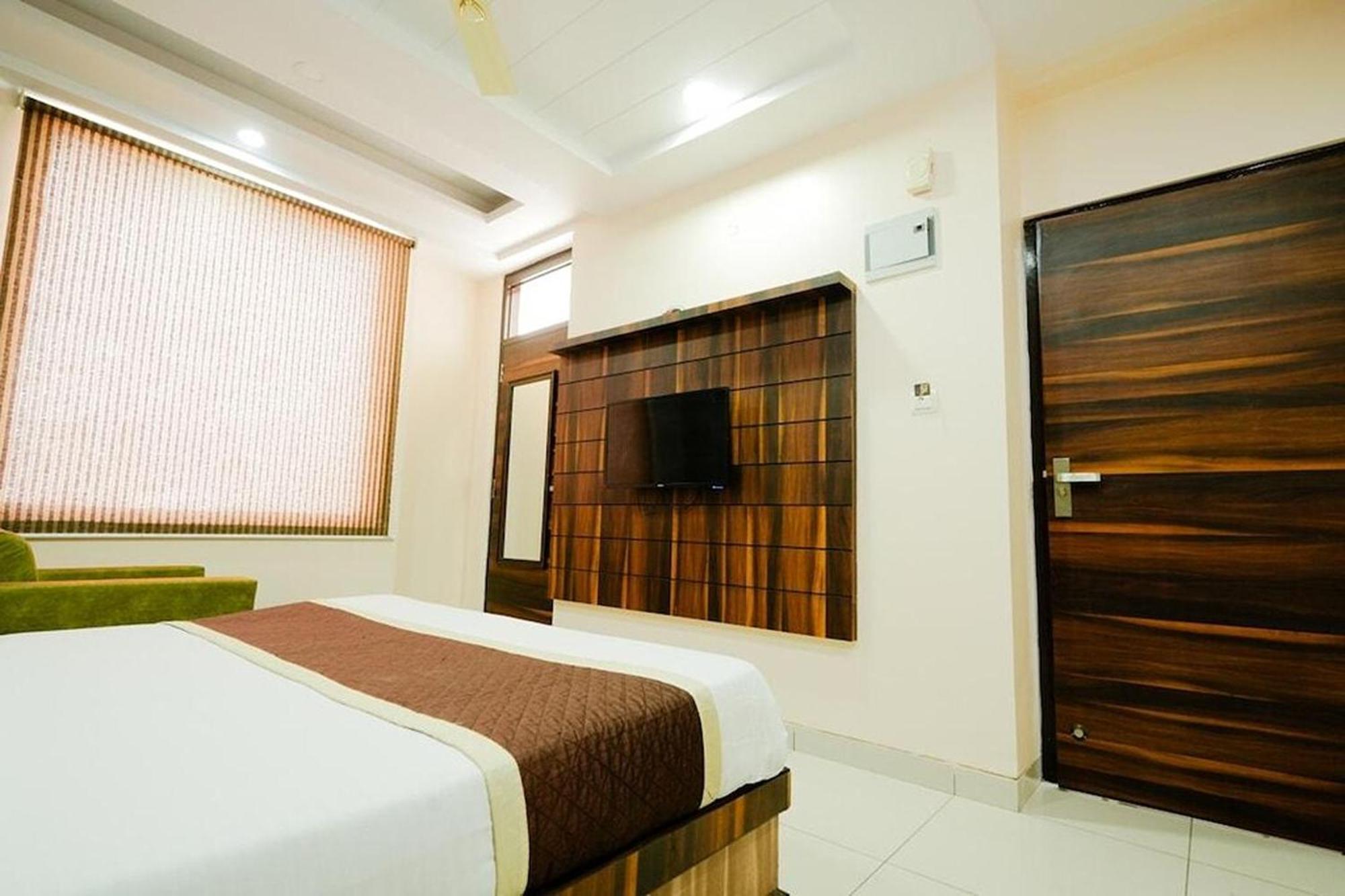 Hotel Olive Greens Near Jaipur International Airport Esterno foto