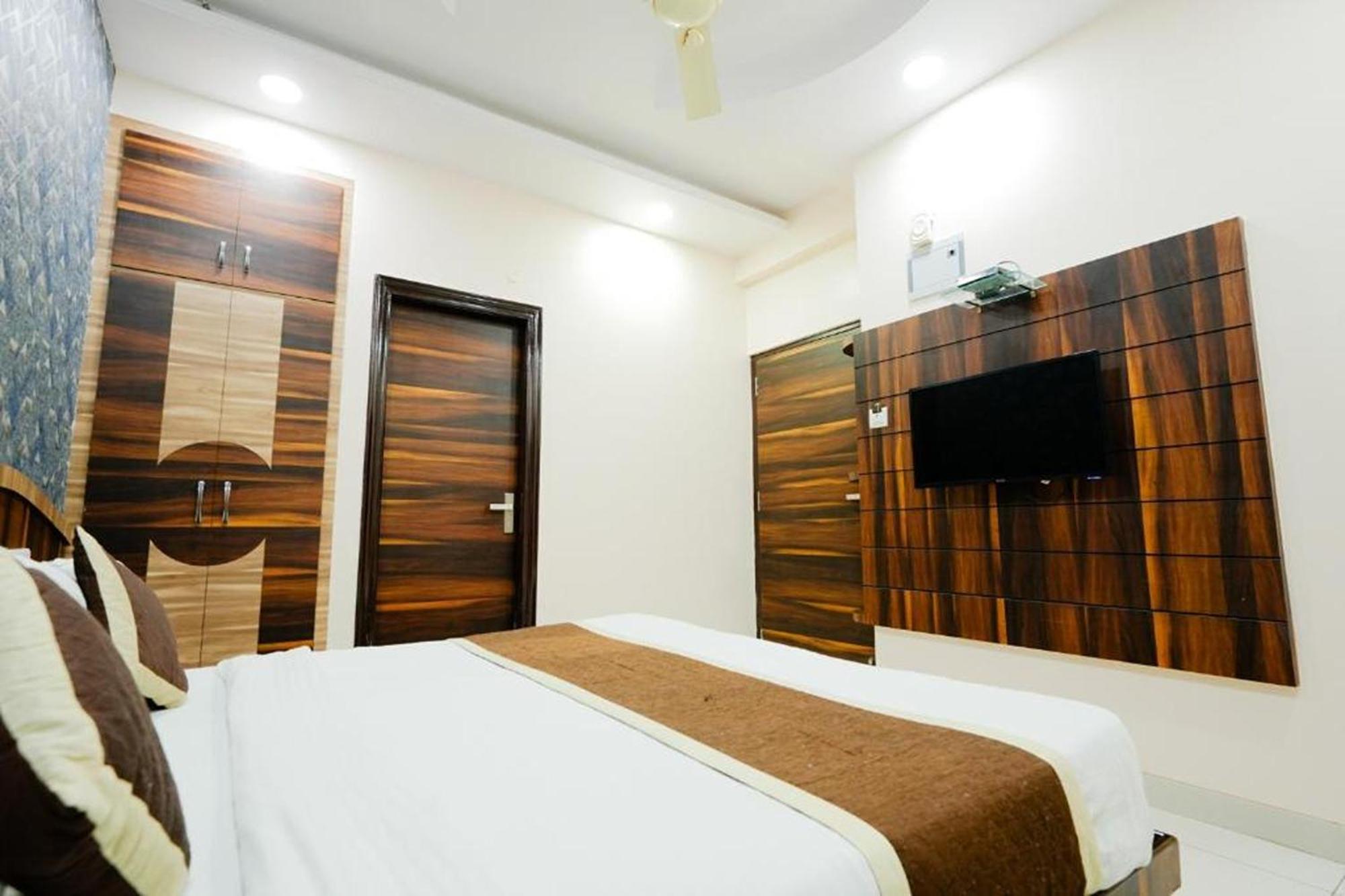 Hotel Olive Greens Near Jaipur International Airport Esterno foto