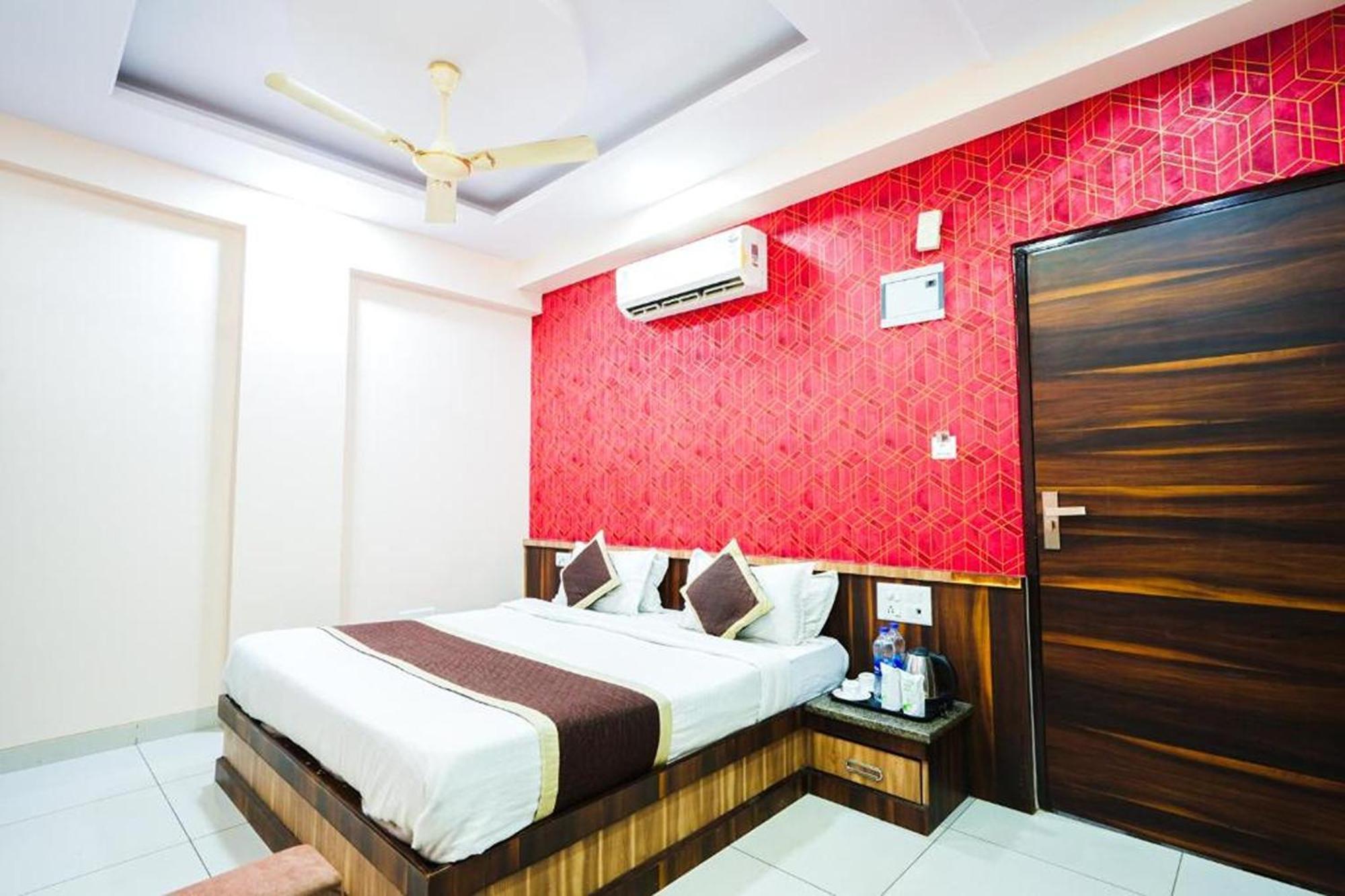 Hotel Olive Greens Near Jaipur International Airport Esterno foto