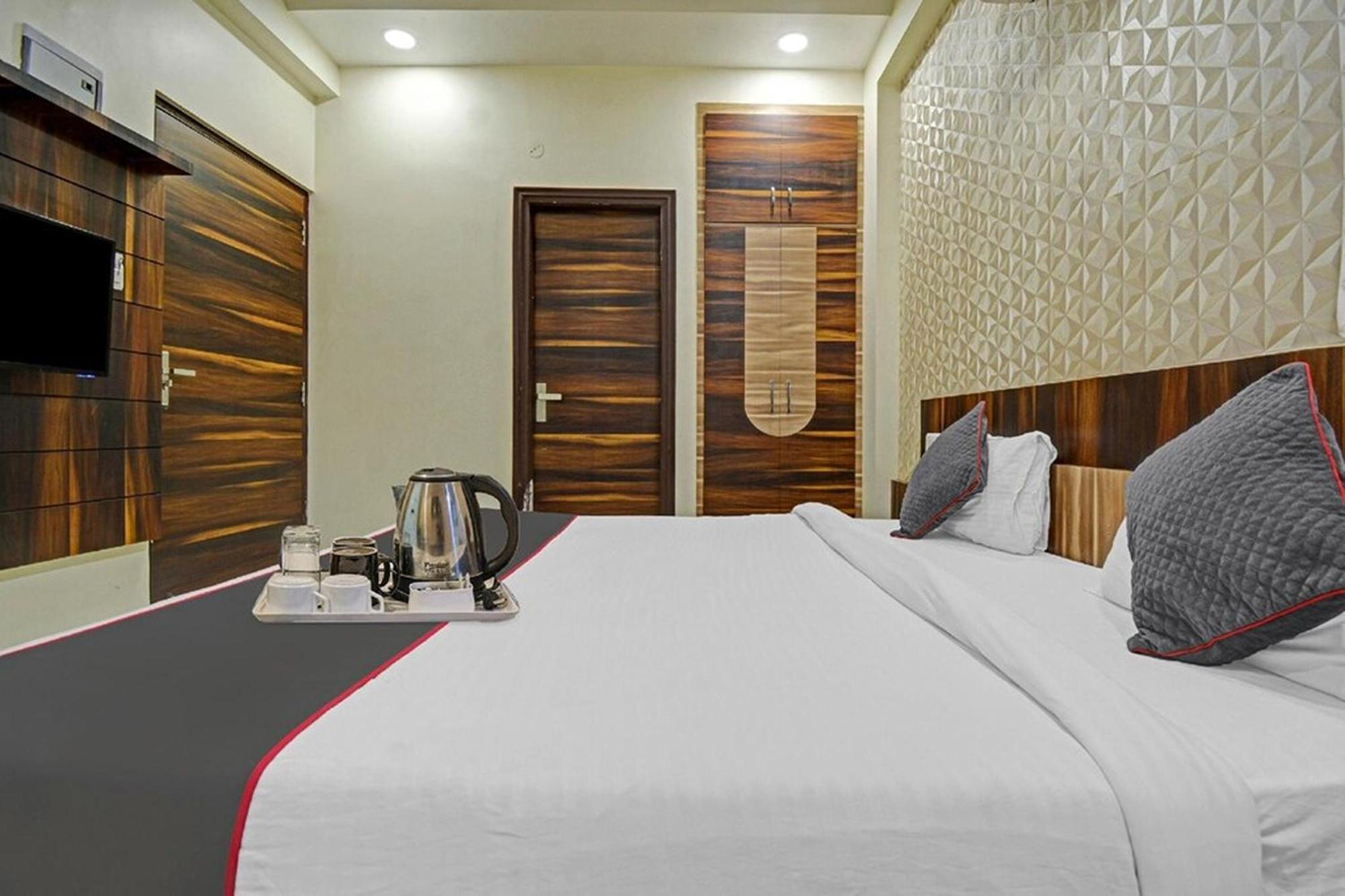 Hotel Olive Greens Near Jaipur International Airport Esterno foto